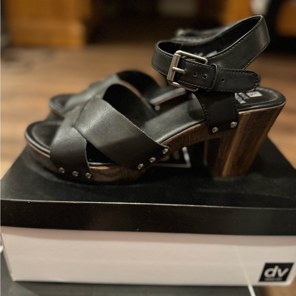 White Mountain Black Heeled Sandals